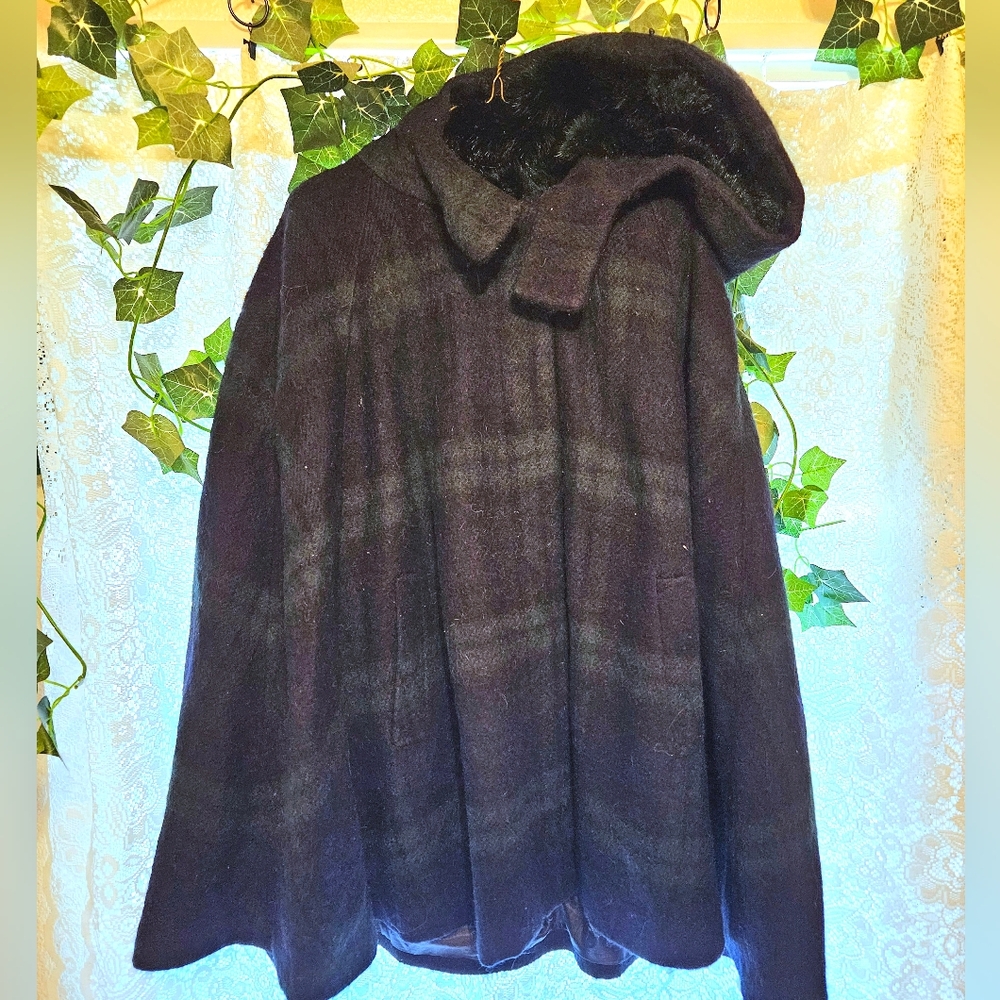 Zara Capelet